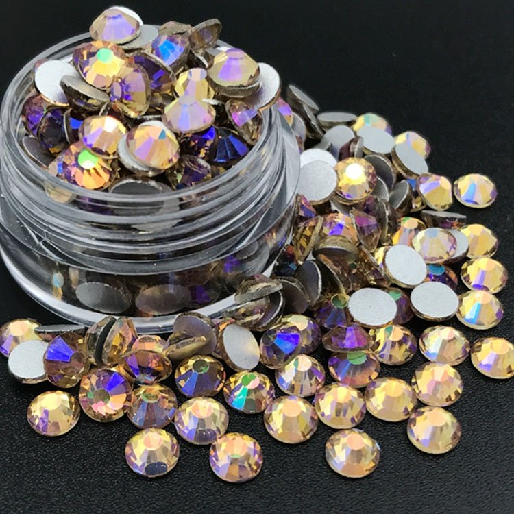 High quality flat back crystal rhinestones factory direct sale flatback rhinestone for dresses