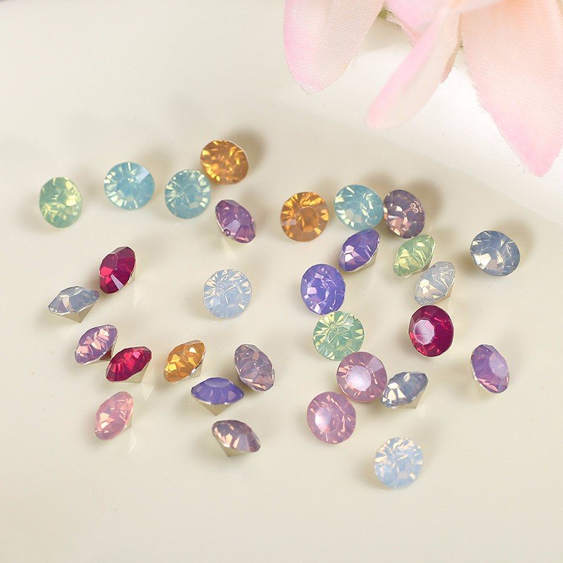Glass crystal chatons crystal point back rhinestone