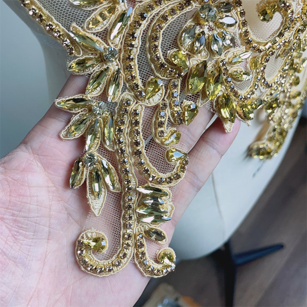 many color in stock handmade Sew on Rhinestone Bodice patches appliques sew on for wedding party