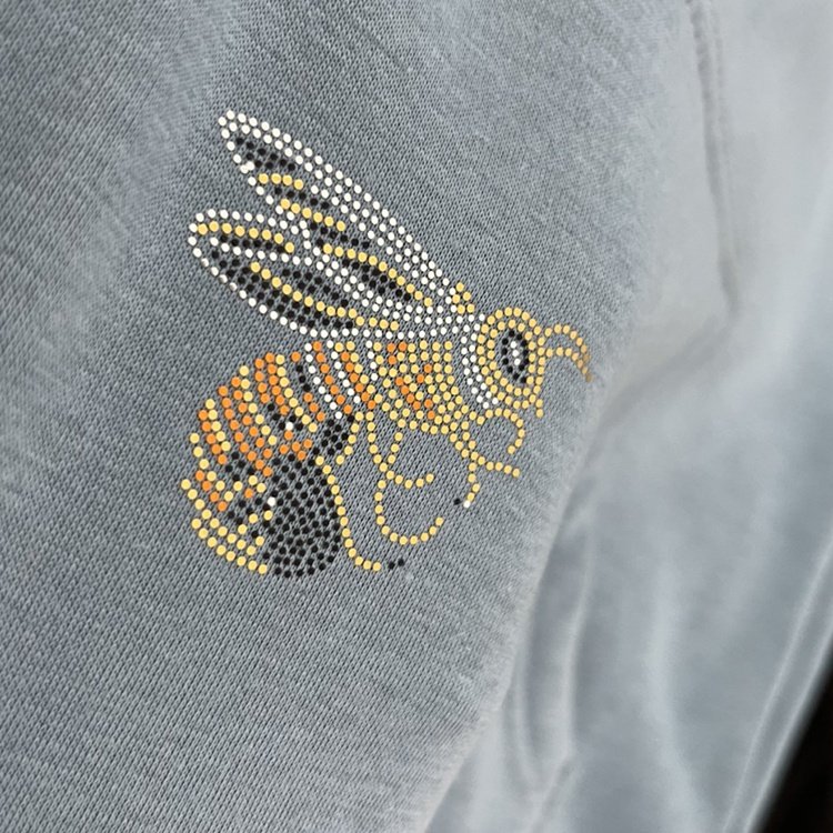 Heat Transfer Labels Factory Custom Logo Laser Glitter Hotfix Appliques Sequins Spangles for Clothing