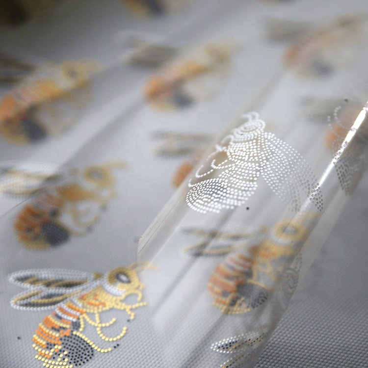 Heat Transfer Labels Factory Custom Logo Laser Glitter Hotfix Appliques Sequins Spangles for Clothing