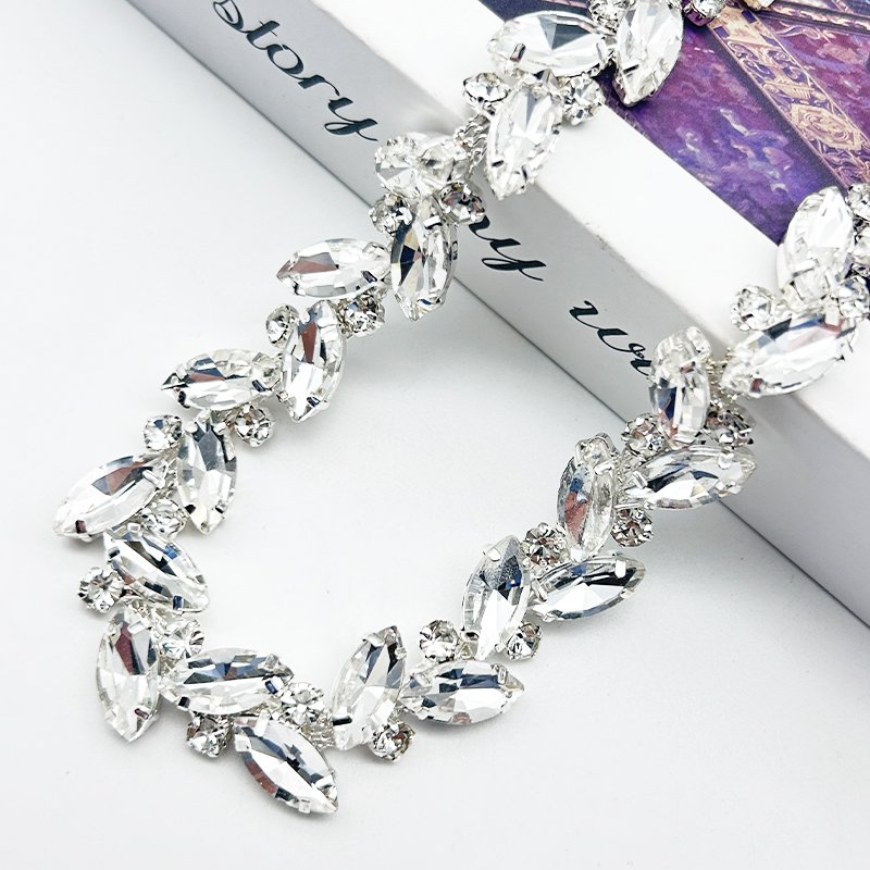 Crystal Multiple size Crystal Rhinestone Chain Trimming Bridal Sash Rhinestones Trim Applique Wedding Belt Garment Acces