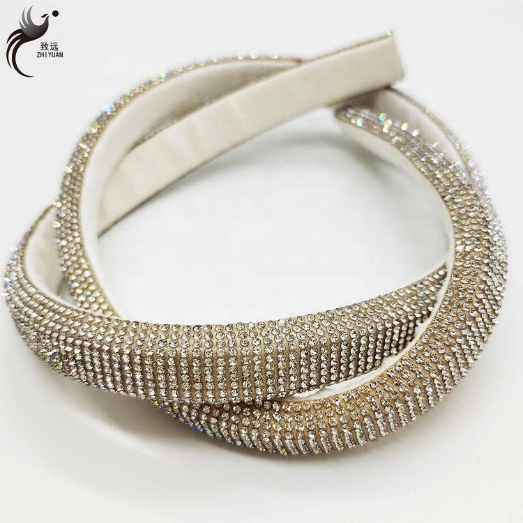 Factory wholesale 13 row the little drill draws the strip Diy underwear clothing hat accessories adhesive rhinestone