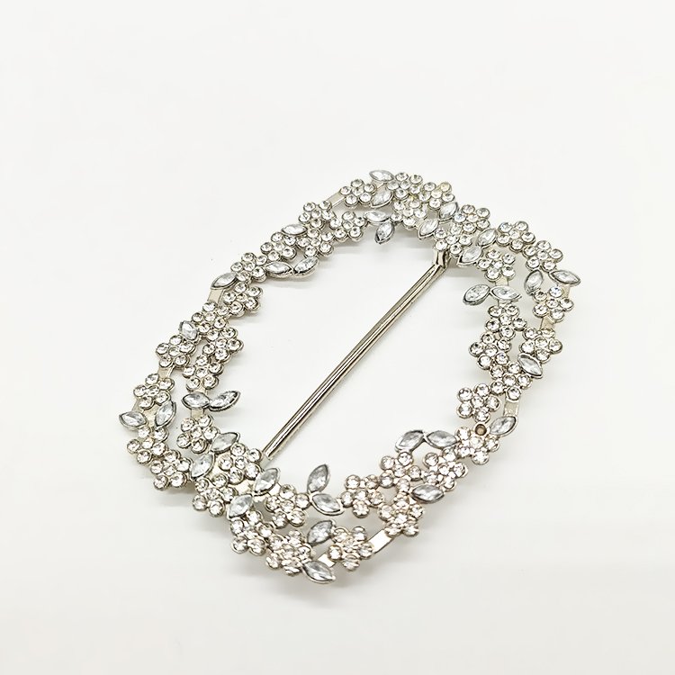 2024 New Flower Hollow Rhinestone Belt Buckle Metal Zinc Alloy Crystal Decorative Square Ring Buckle For Clothes Dresses Wedding