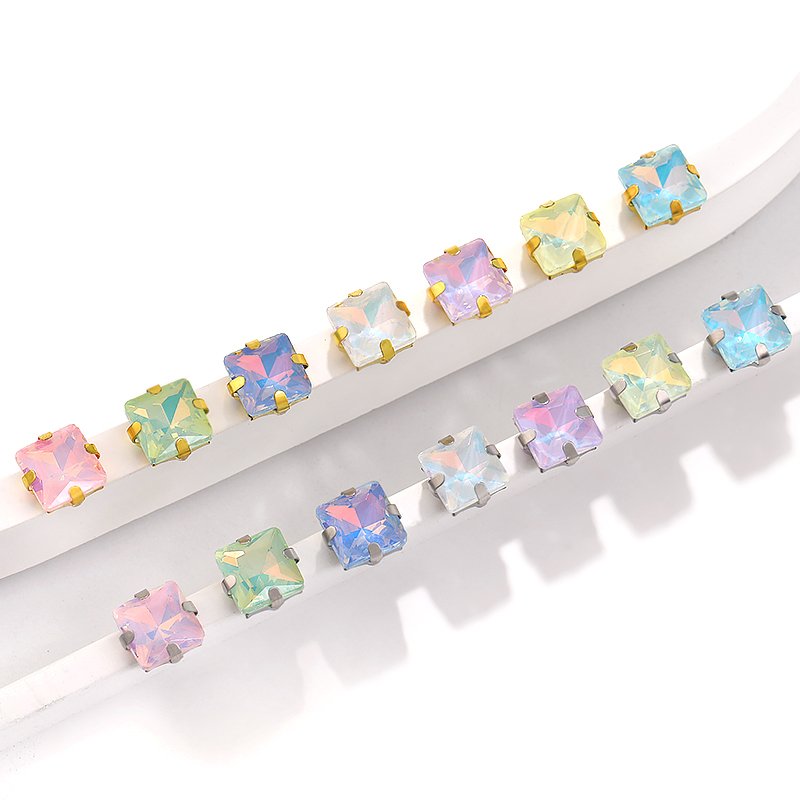 Xichuan New Design Princess Square Four Claws Rhinestones Flatback Sew On Fancy Stones Jewelry And Clothing