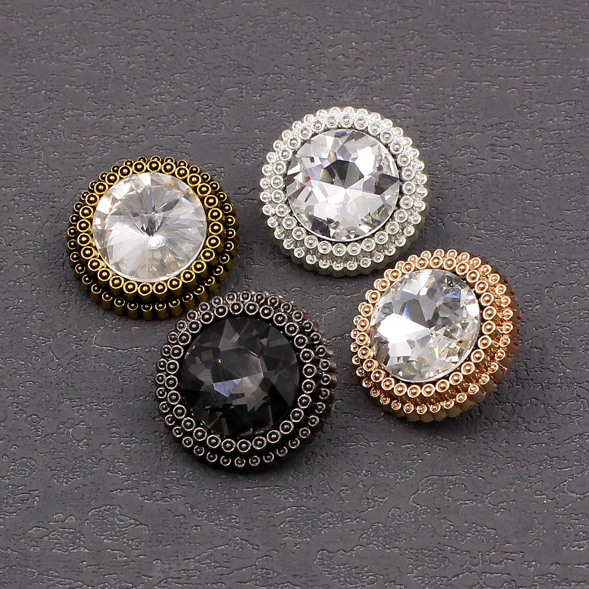 RB002 Custom Fashion Metal Jewellery Crystal Pearls Flower Sewing Accessories Rhinestones Pearl Fancy Buttons For Bag Clothing