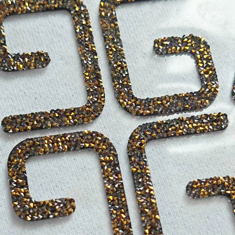 Custom high-quality rhinestone heat transfer labels crystal diamonds clothing accessories for garment