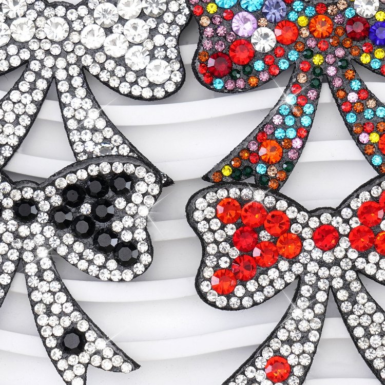 Wholesale RTS hot fix bowknot rhinestone appliques patch iron on sparkly bling bow shaped rhinestones patch for clothing hat
