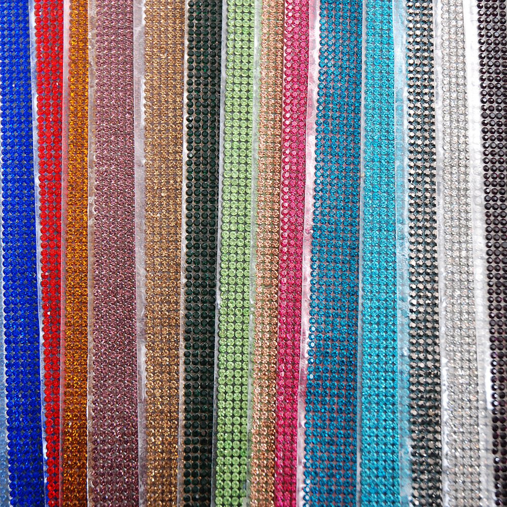 28 Colors Eco-Friendly Self-Adhesive Diamond Crystal Glass Back Patch Sticker Sheet Wholesale Bling for Bags Cups shoes