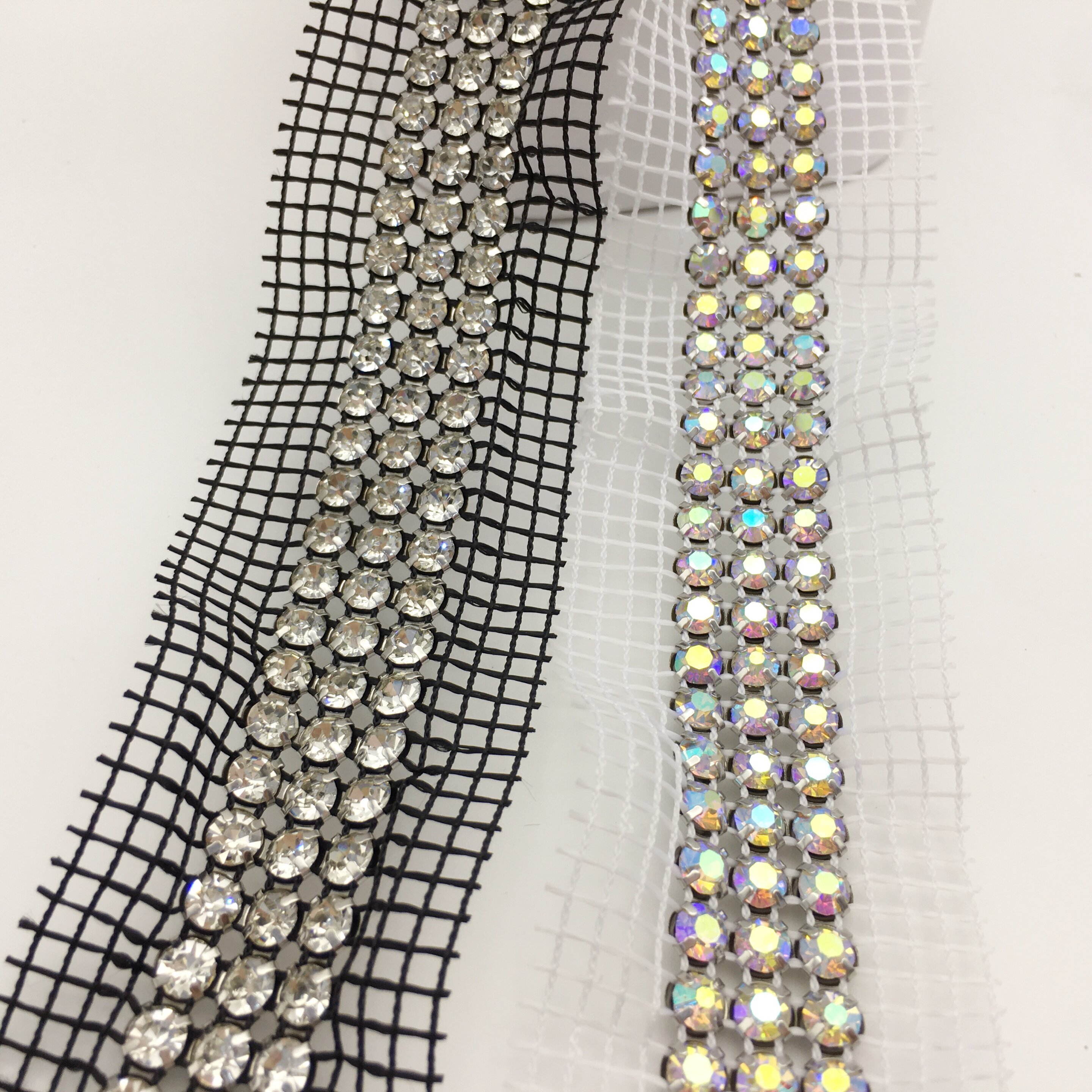 SINRONG Flat back stitching DIY drill chain three rows on both sides of the mesh drill 5mm mesh drill strip Rhinestone Trim