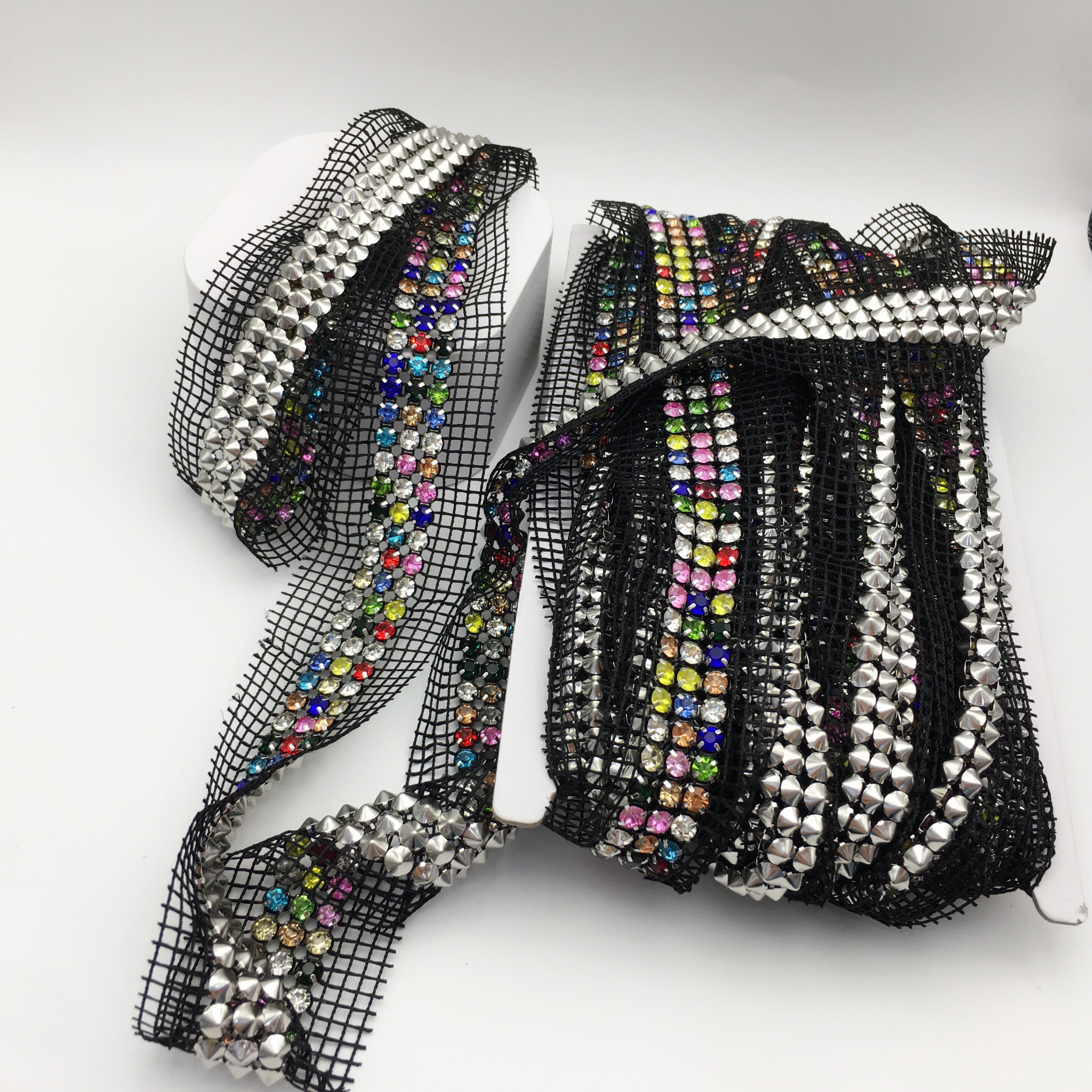SINRONG Flat back stitching DIY drill chain three rows on both sides of the mesh drill 5mm mesh drill strip Rhinestone Trim