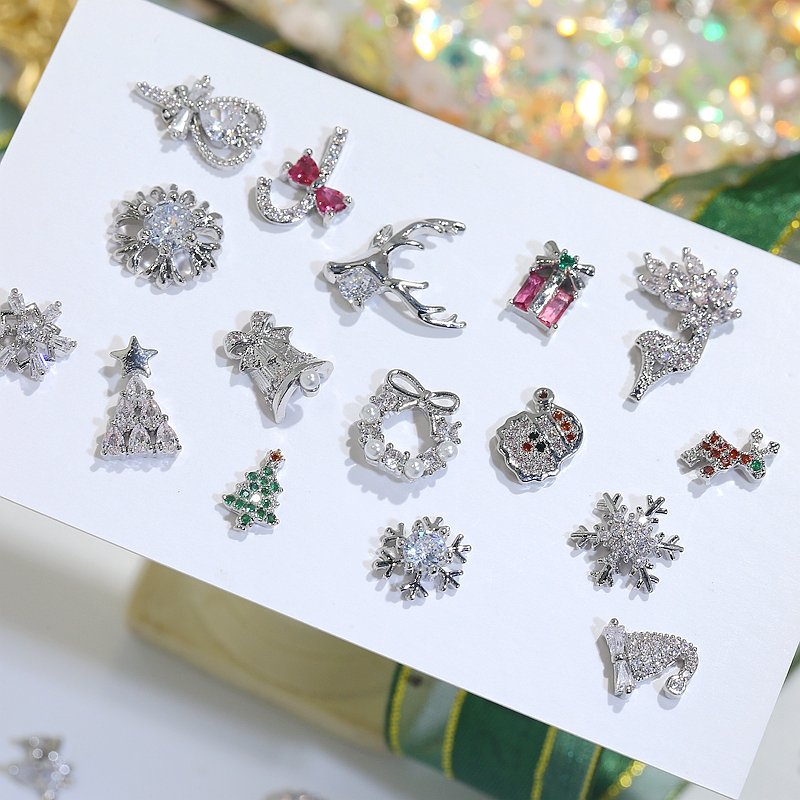 2023 metal Charm Silver Shiny Zircon Diamond Rhinestones Christmas Nail Snowflake Garland Christmas festival Nail Art Decoration