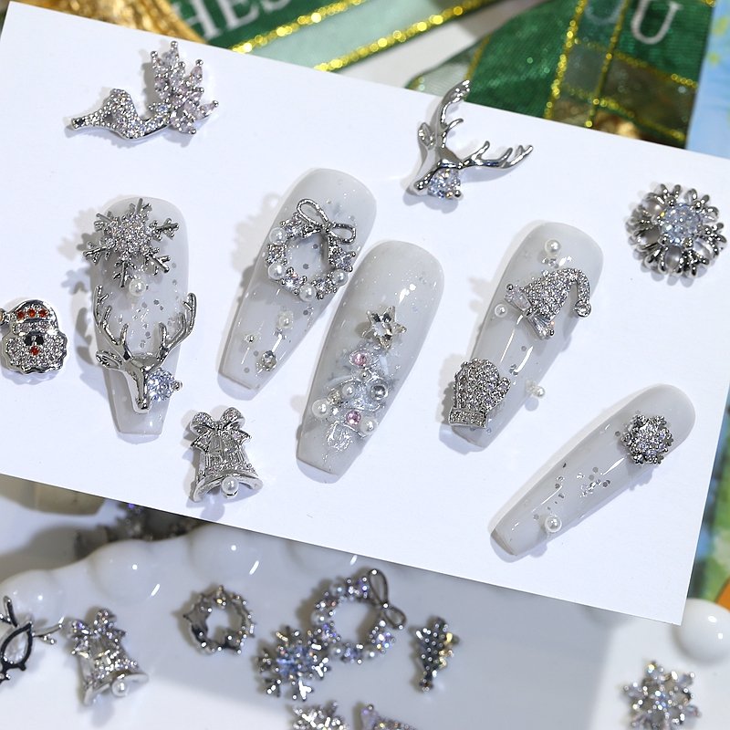 2023 metal Charm Silver Shiny Zircon Diamond Rhinestones Christmas Nail Snowflake Garland Christmas festival Nail Art Decoration