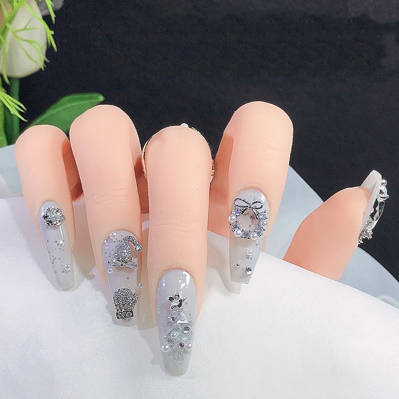 2023 metal Charm Silver Shiny Zircon Diamond Rhinestones Christmas Nail Snowflake Garland Christmas festival Nail Art Decoration