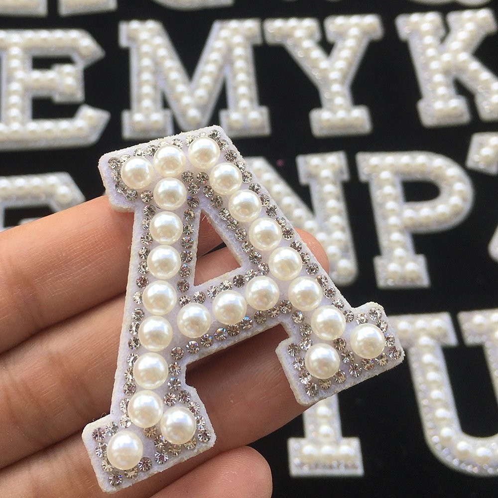 A-Z 3D White Bottom Pearl Letter Patches English Alphabet Rhinestone Applique for Clothes Iron on Stripe Badge DIY Use