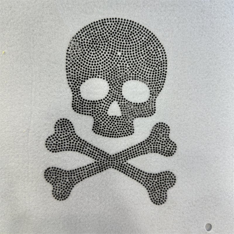 Wholesale Customization Heat Transfers Skull Rhinestone Clothing Label