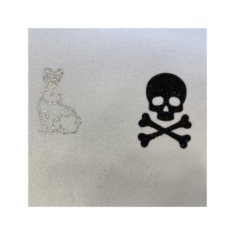 Wholesale Customization Heat Transfers Skull Rhinestone Clothing Label