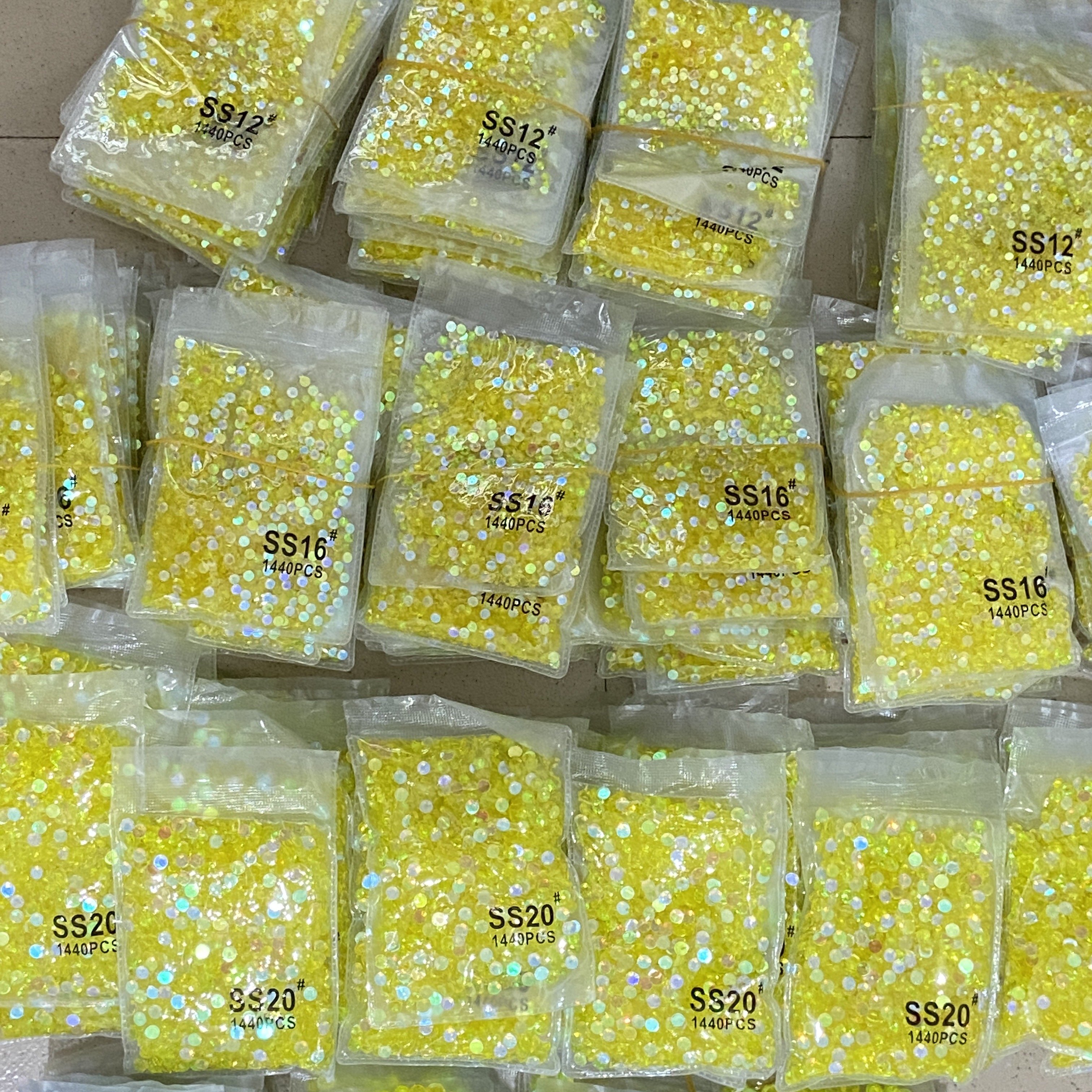 WHATSTONE Preciosa Shiny Nail Art Gemstones SS3 SS4 SS5 1440pcs/bag 100Kinds Color Choose Glass Flatback Rhinestone Decoration