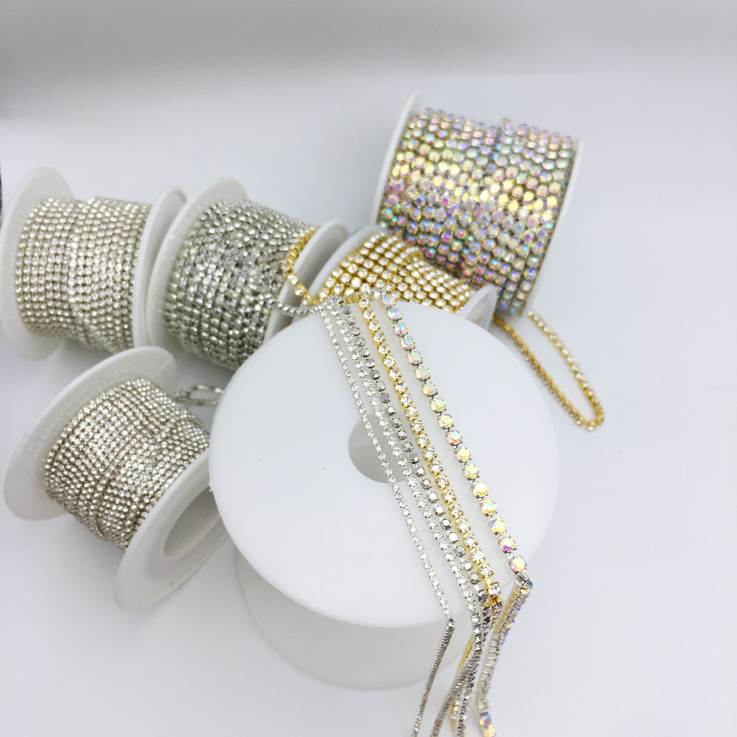 SINRONG Wholesale Sew-On Rhinestone Decorative Chain White/AB Crystal Diamond Motif Loose Rhinestones for Wedding Accessories