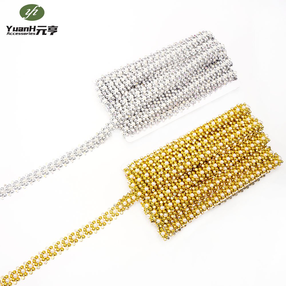 Best selling 20mm white plastic pearl rhinestone chain fashion golden acrylic trimming for DIY garment accessory