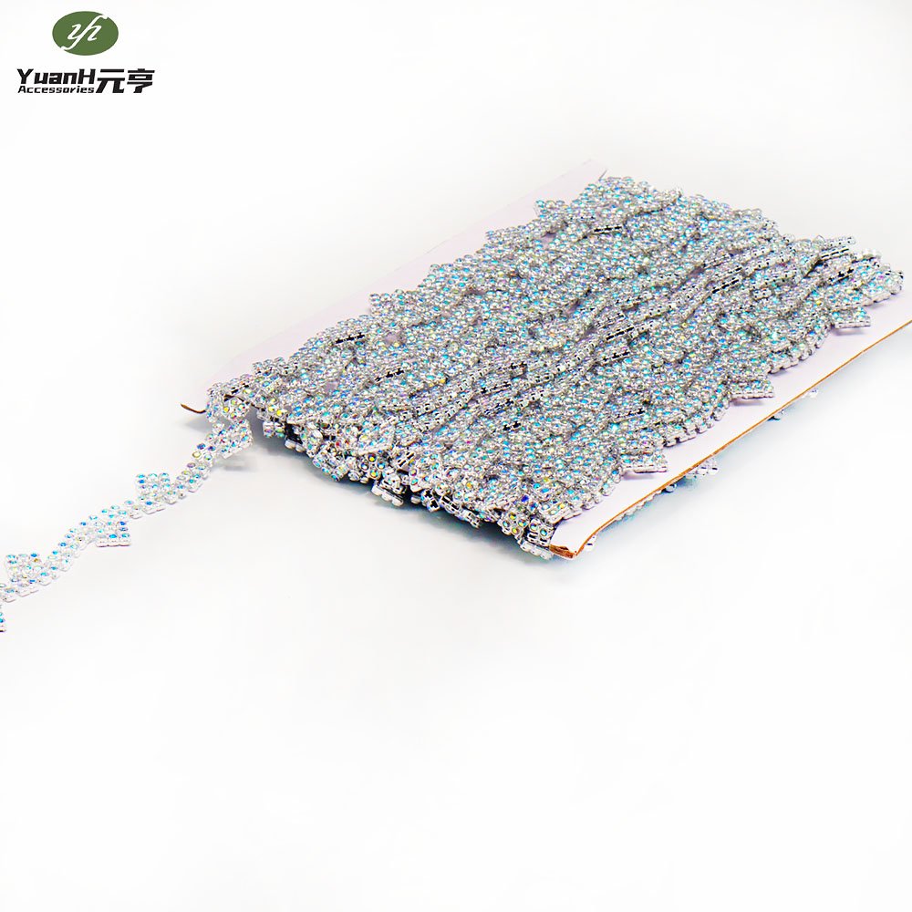 High quality 16mm silver acrylic plastictrim fashion rhinestone chain for DIY shoesbags garment accessorydecor