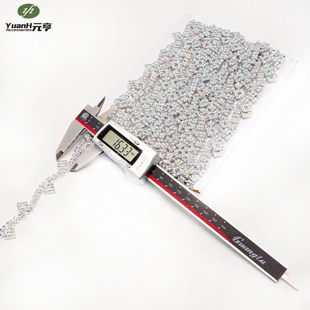 High quality 16mm silver acrylic plastictrim fashion rhinestone chain for DIY shoesbags garment accessorydecor