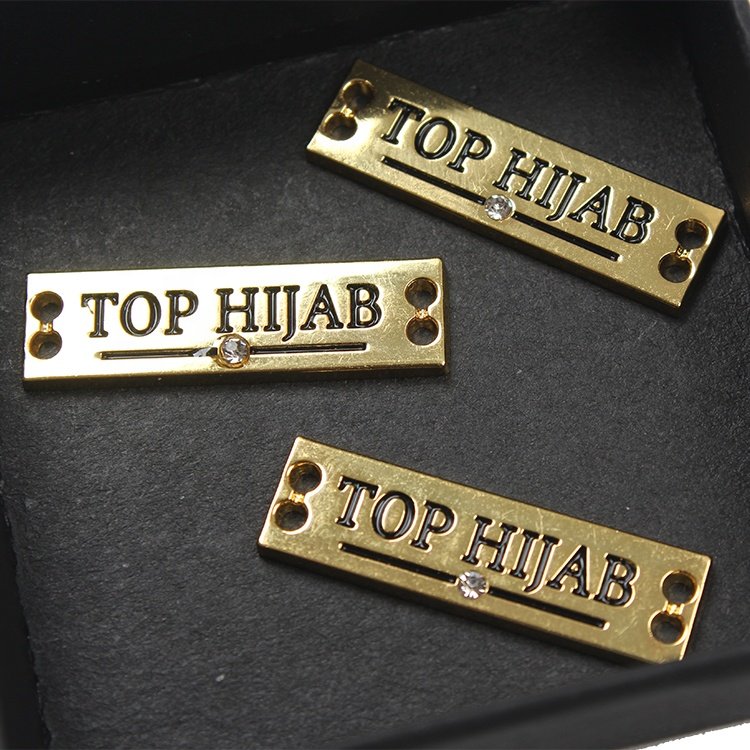 Hot Sale Custom 3D Engraved Logo Metal Plate Labels with Rhinestone