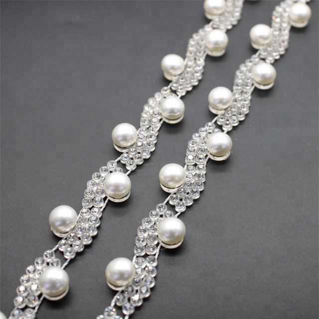 z007 Wholesale pearl and rhinestone trimming plastic rhinestone cup chain crystal pearl beads trim for garment