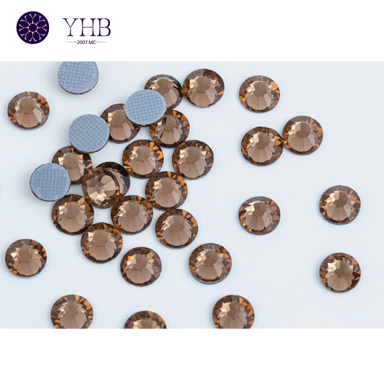 Hot Sale Fashion Hot Fix Crystals Yellowish Color Flatback Rhinestones For Shirt Dress