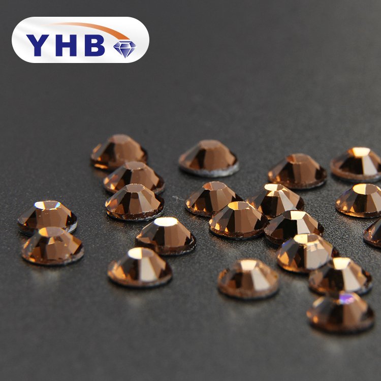 Hot Sale Fashion Hot Fix Crystals Yellowish Color Flatback Rhinestones For Shirt Dress
