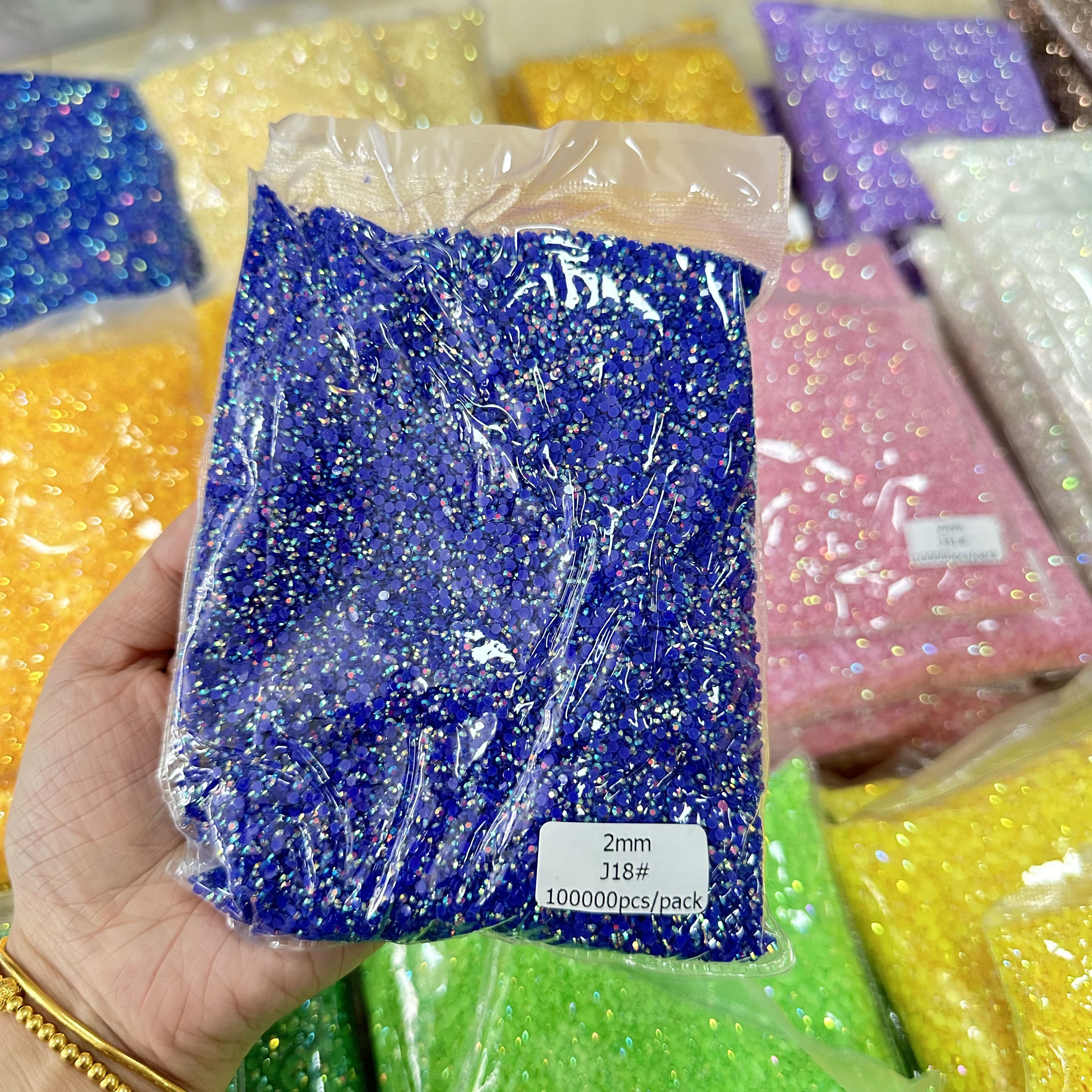 XULIN Factory Wholesale AB Colors Bulk Package Flat Back Non Hot fix Jelly 5mm Resin Rhinestone