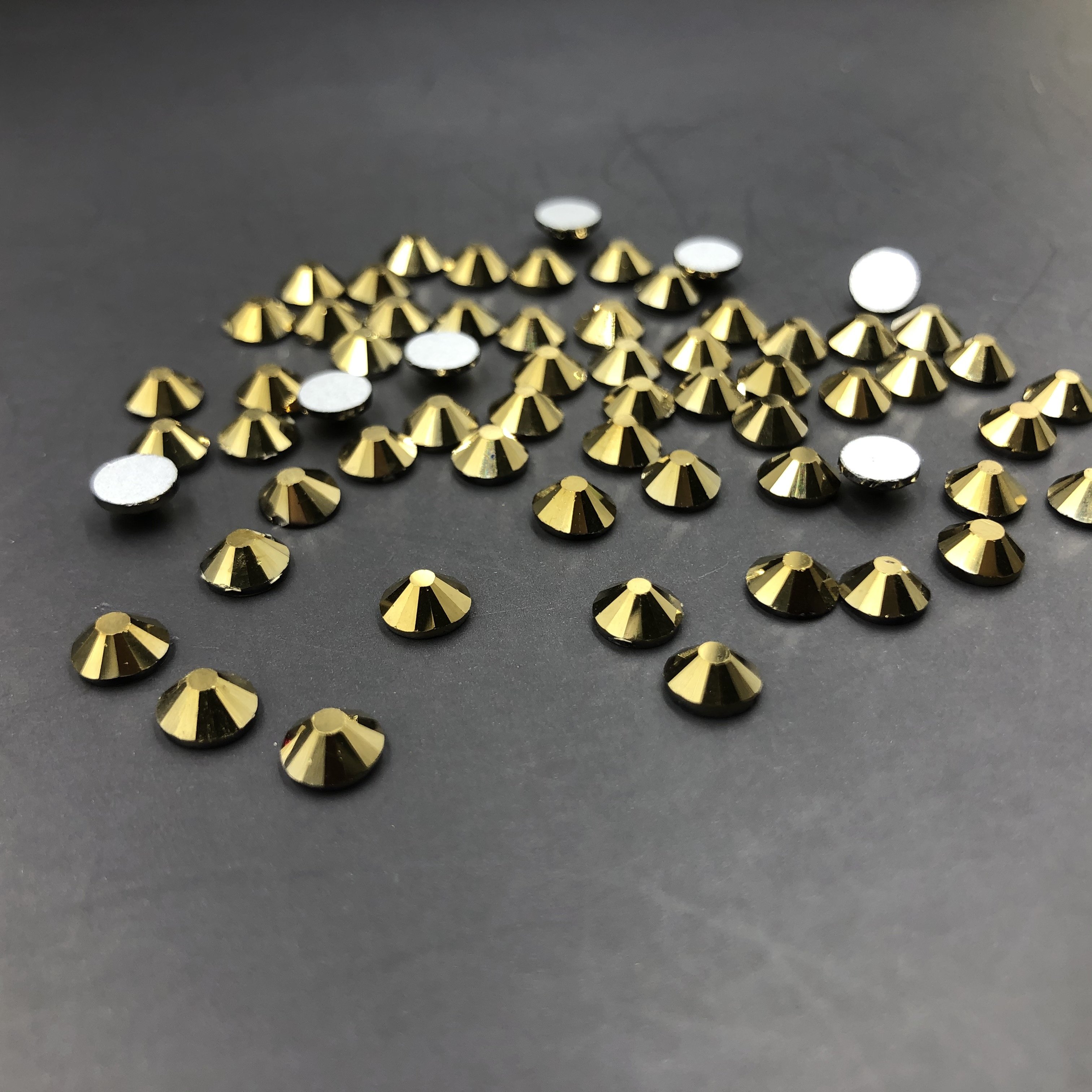 High Quality Ore Color Flat Back Non Hot Fix Stone Crystal Nail Art Decorations For Nails Rhinestones