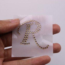 R