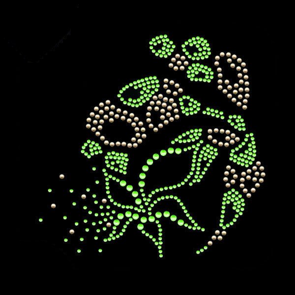 Wholesales Hotfix Rhinestone Transfer Flower Design T-shirt Custom Rhinestone