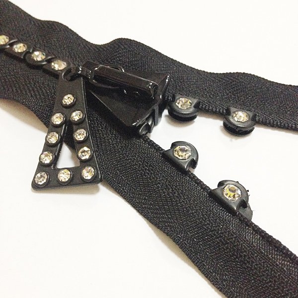 No 10 Hot selling rhinestone zipper for fashion garments diamond stone zipper
