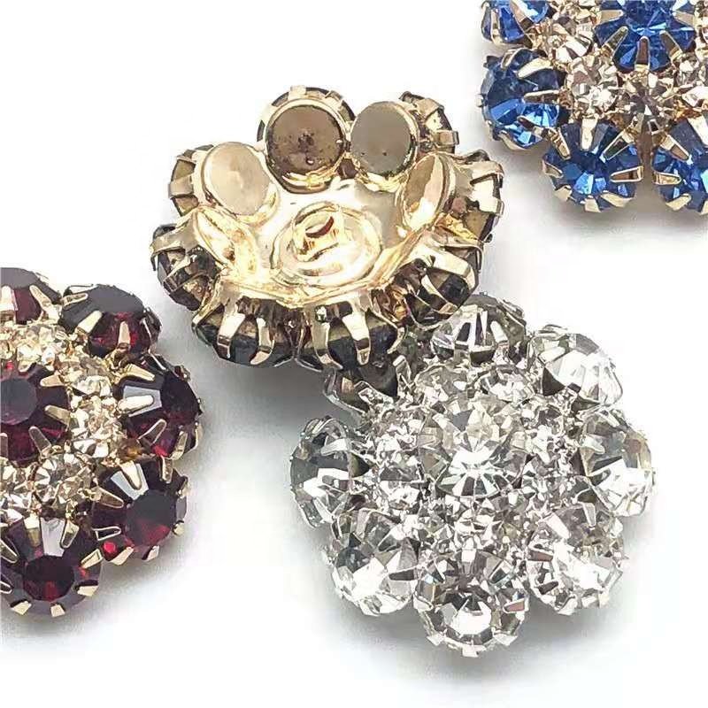 New Trend flower buttons Decorative shank button for dress Sewing rhinestone buttons for ladies clothing