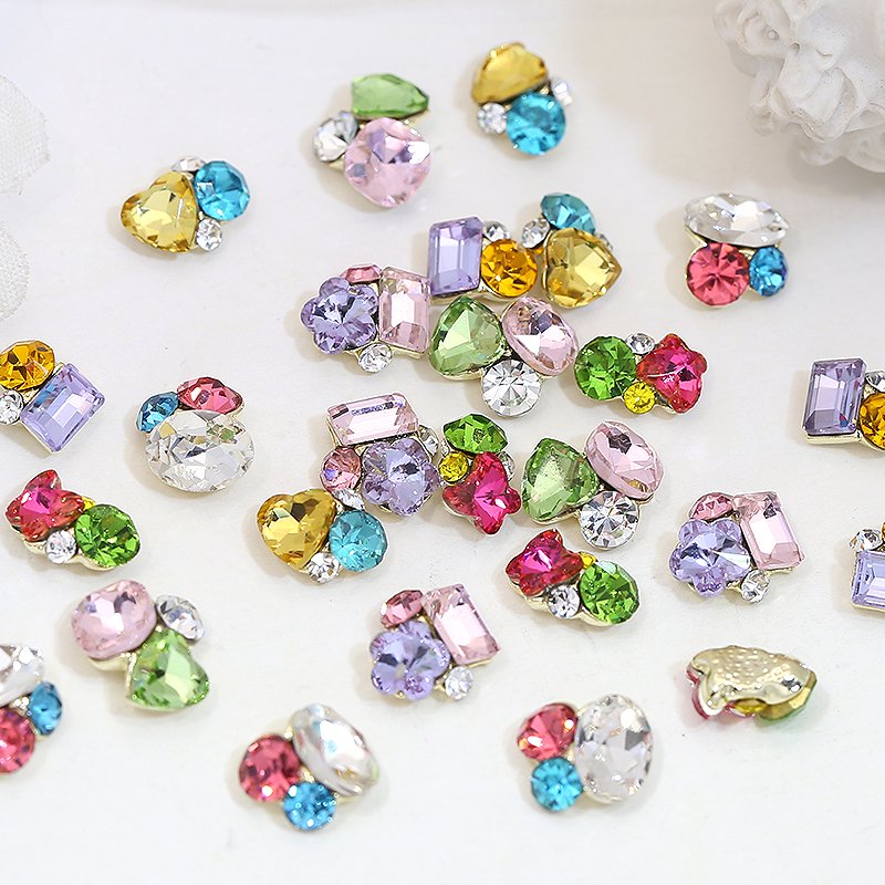 Popular Alloy Nail Rhinestone Shinning Colorful Crystal Diamond Nail Jewelry Metal Nail Art Charms