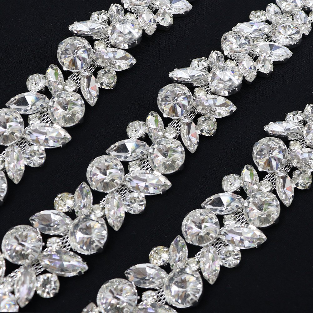 D018 Factory Supply Cheap Cup Chain Rhinestones Trimming Crystal Chain Rhinestone Chain
