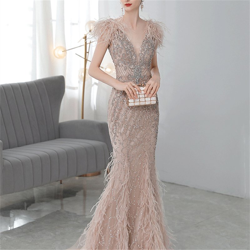 New Party Luxury Small Tail Gowns Sexy V-neck Sleeveless Fishtail Dresses Elegant Handmade Feather Rhinestone Dress for Women