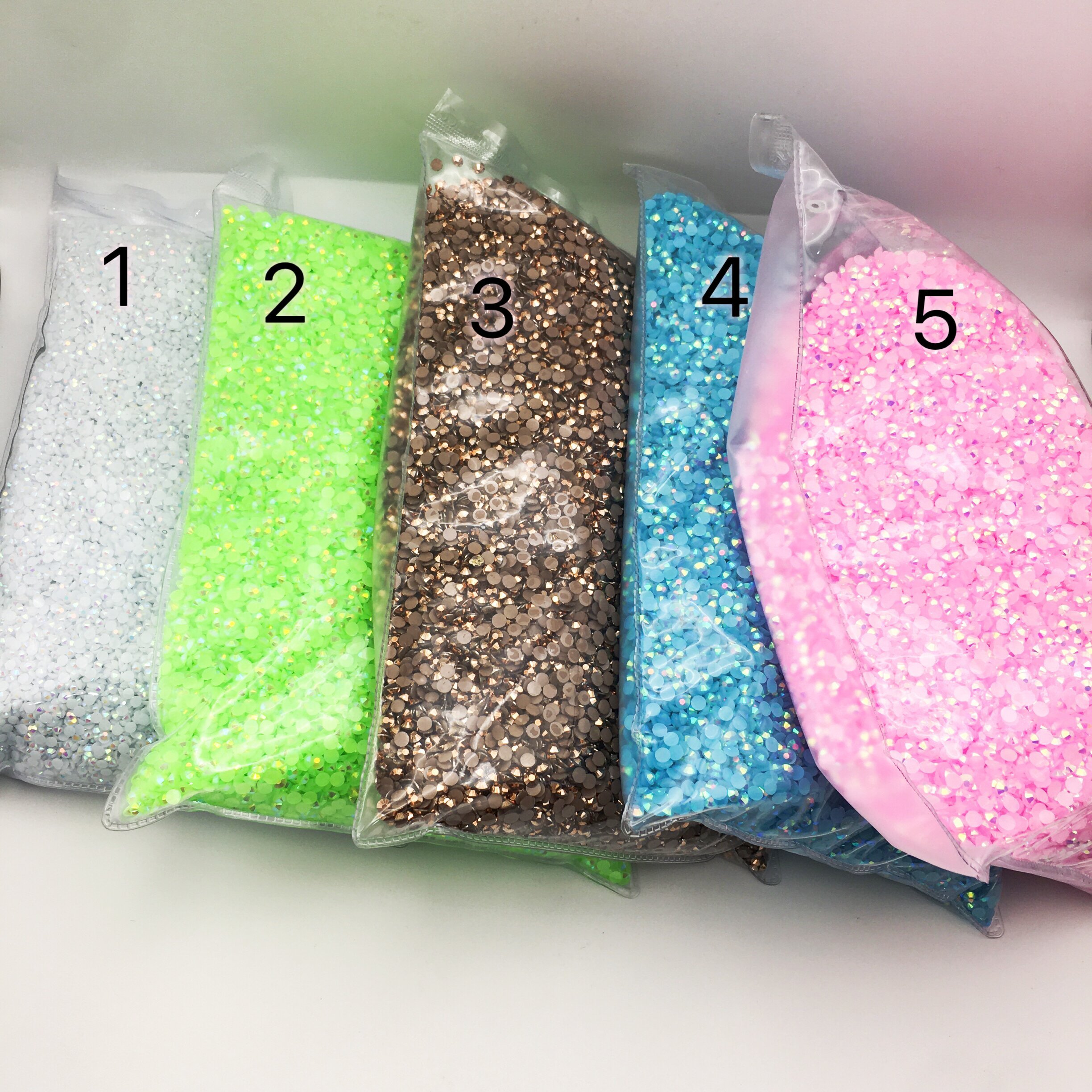 SINRONG 6mm Round 20-Color Crystal Resin Rhinestones DIY Nail Art Shoes Bags Clothing Versatile Glass Cup Used Various Designs