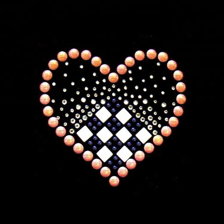 Wholesale Customized Hot Fix Crystal Templates Red Heart Rhinestone Template Iron On Transfer Motif For Shirt