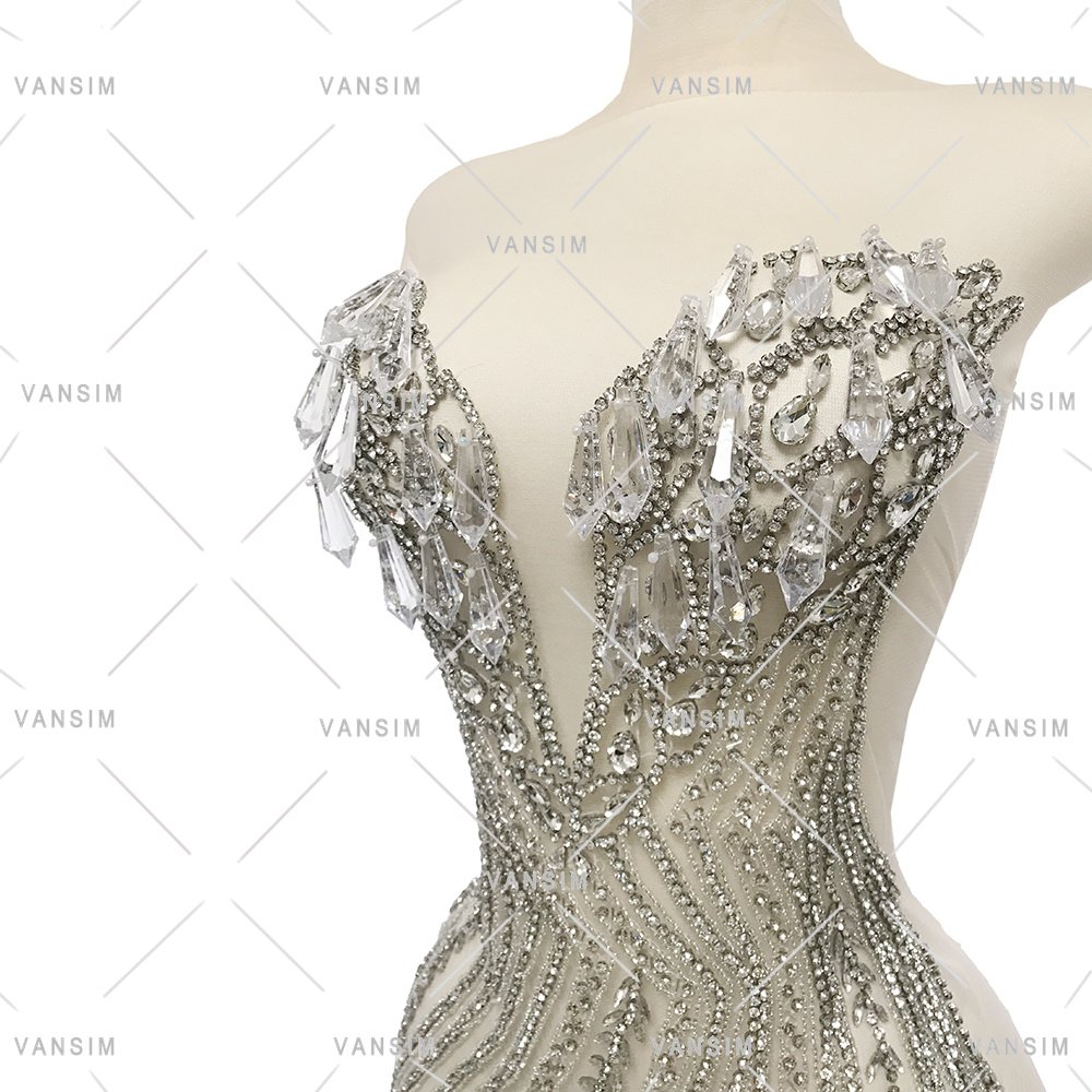winter short designs New Wedding Silver Bridal Sparkle hanging Ice drop pendant Panel Crystal Rhinestone Bodice Dress applique