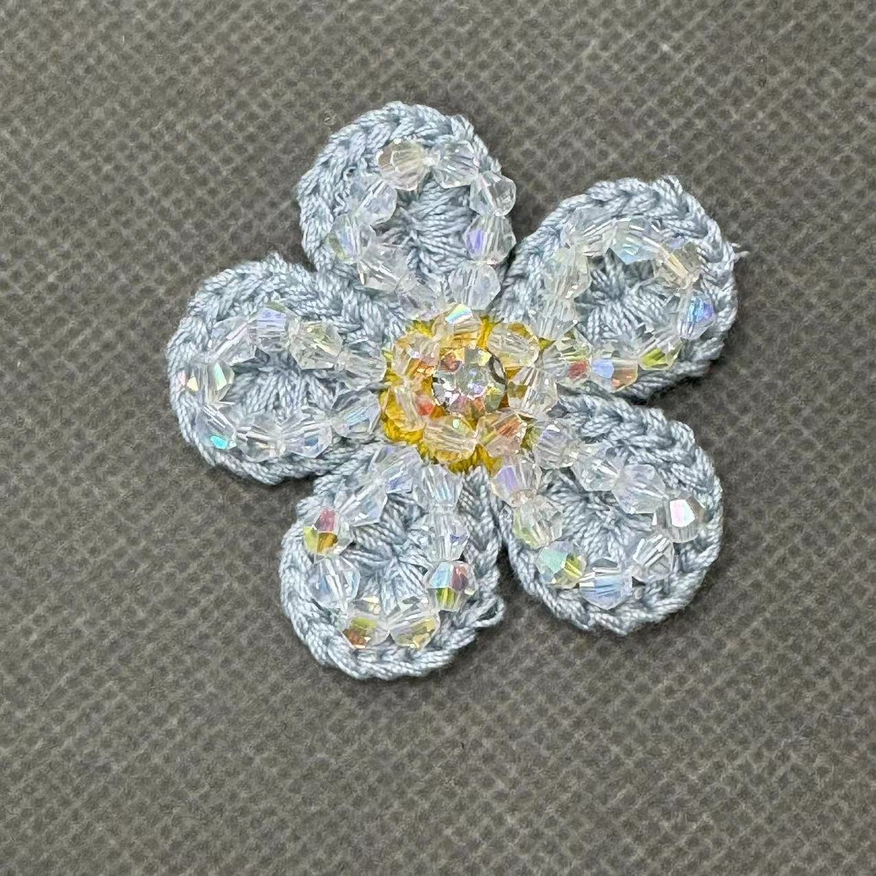 ZSY 5 cm Handmade Sew On Crystal Rhinestones Beaded 3D Flower Patches For Garment Wedding Dress