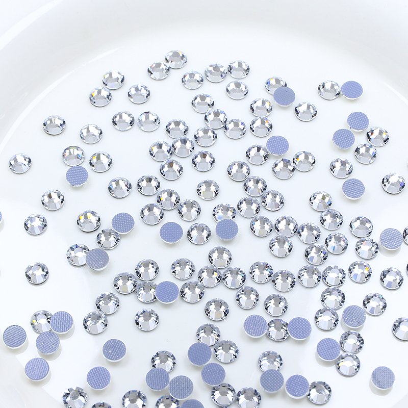 DONGZHOU Crystal Rhinestone Heat Transfer Applique Hotfix Motif Design for Bikini Rhinestones Glass 3 Bags Rhinestones Bulk