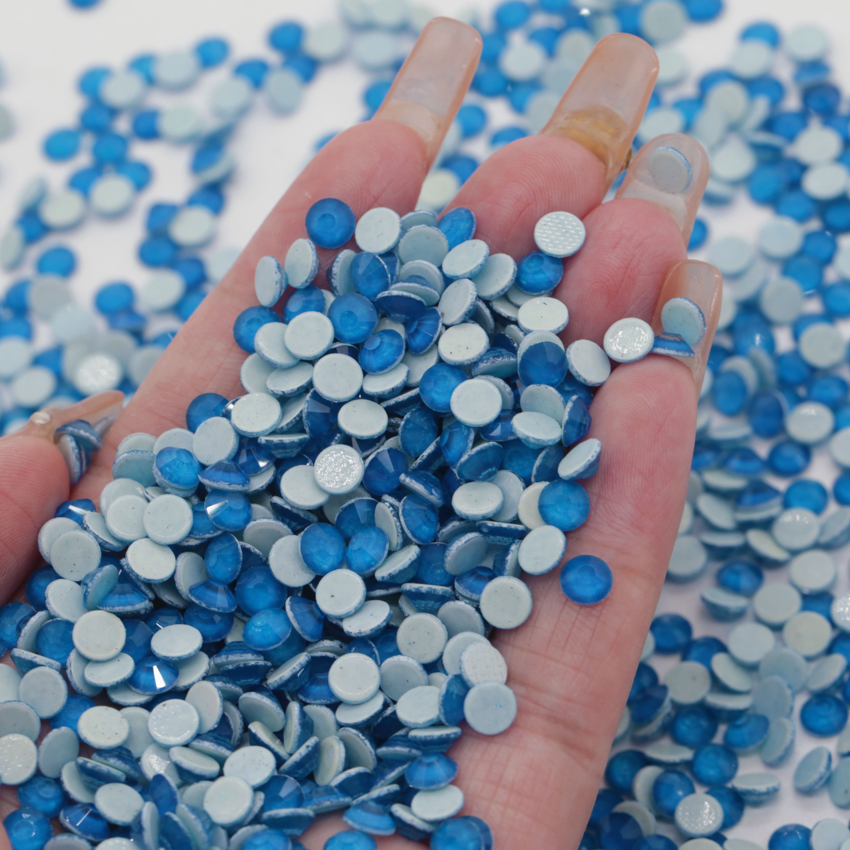 Xulin SS16 SS20 Neon Capri Blue Color Round Crystal Stone Hotfix Flatback Neon Glass Rhinestone For Clothes Design DIY