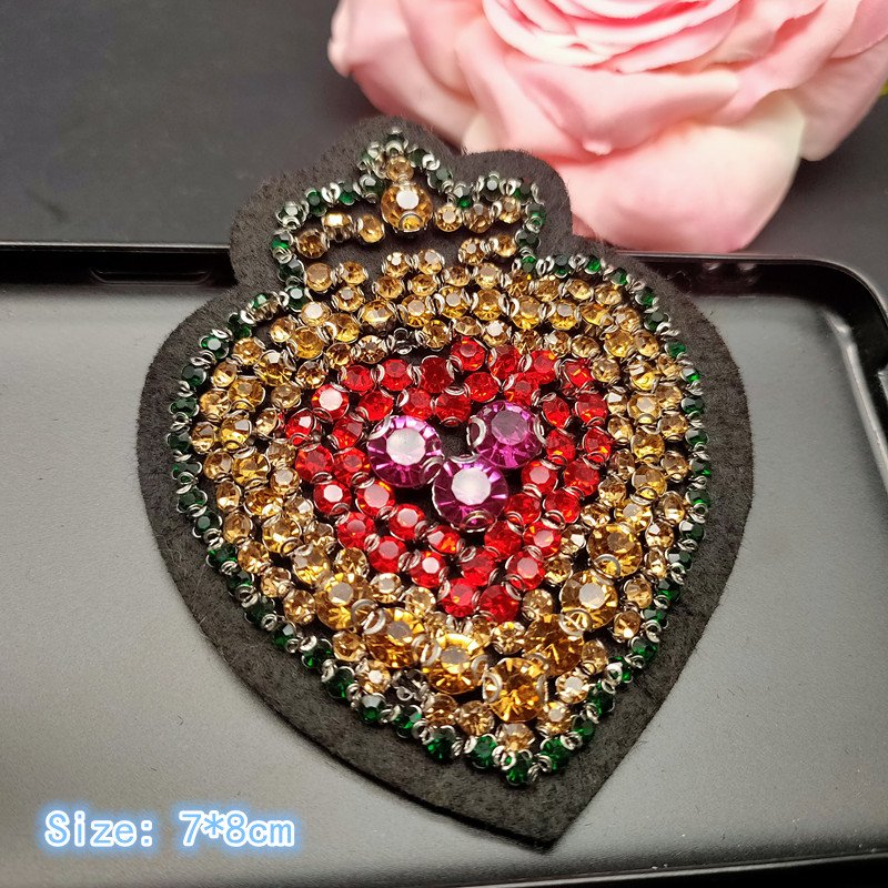 Beaded Patches Handmade Rhinestone Heart Sew on Crystal Patch Beading Applique Cute Wholesale 3D Glass Bag Packaging Paypal