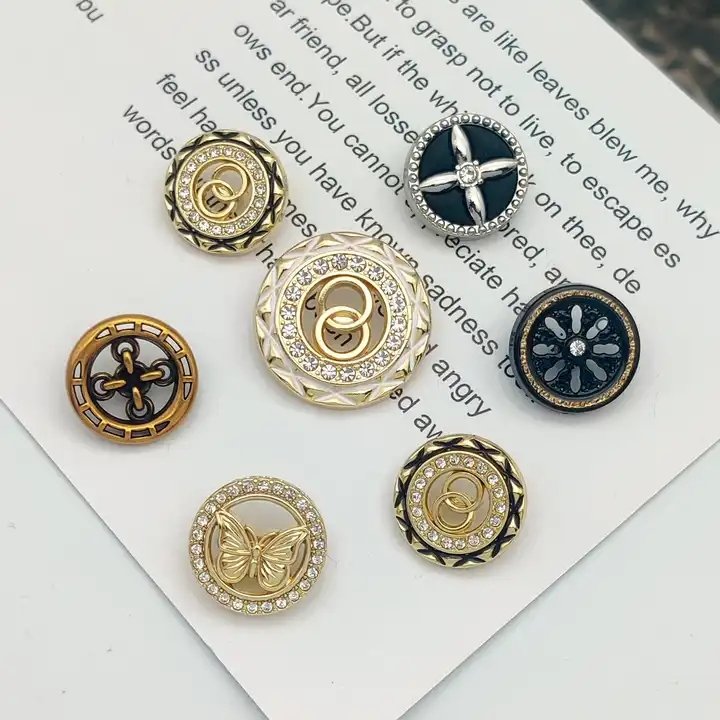 Heng Wei brand 18mm/16mm/14mm rhinestones button Customize brand Metal Buttons Logo Metal Buttons for Coats