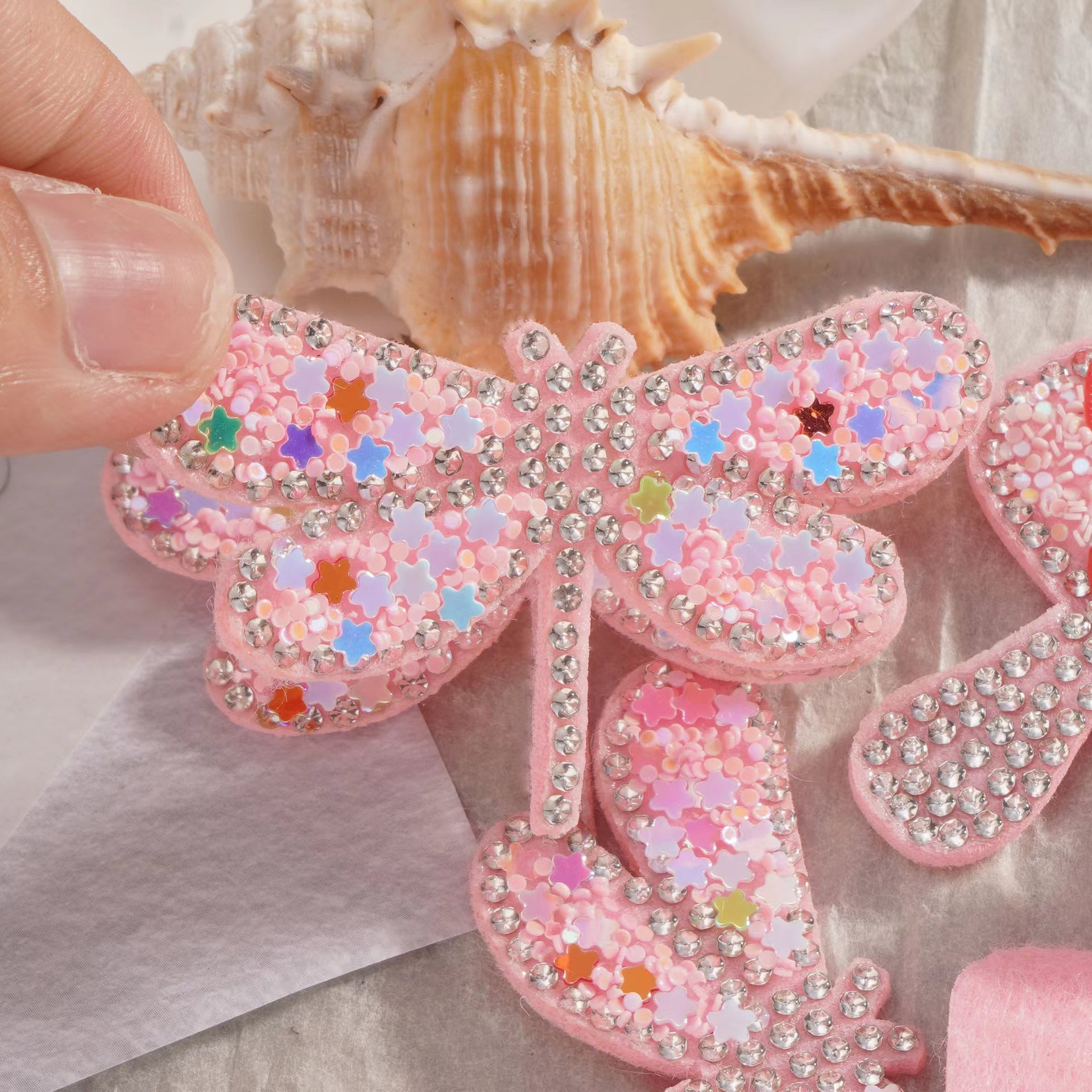 Customized design Rhinestone accessories gift Pink gift embroidery cloth accessory