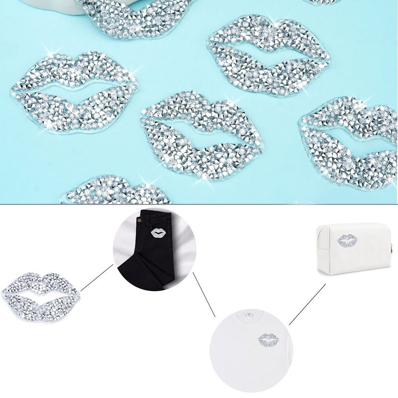 Popular Women Rhinestone Hat Bag Patches Heat Press Small Silver Shiny Lips Iron on Patches for Children Dress Clothing.