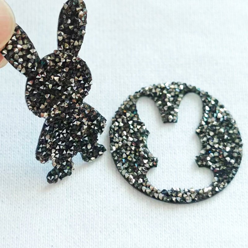 New product shiny Hot Fix rhinestone T-shirt Flat Back sticker high-quality crystal diamonds heat transfer labels